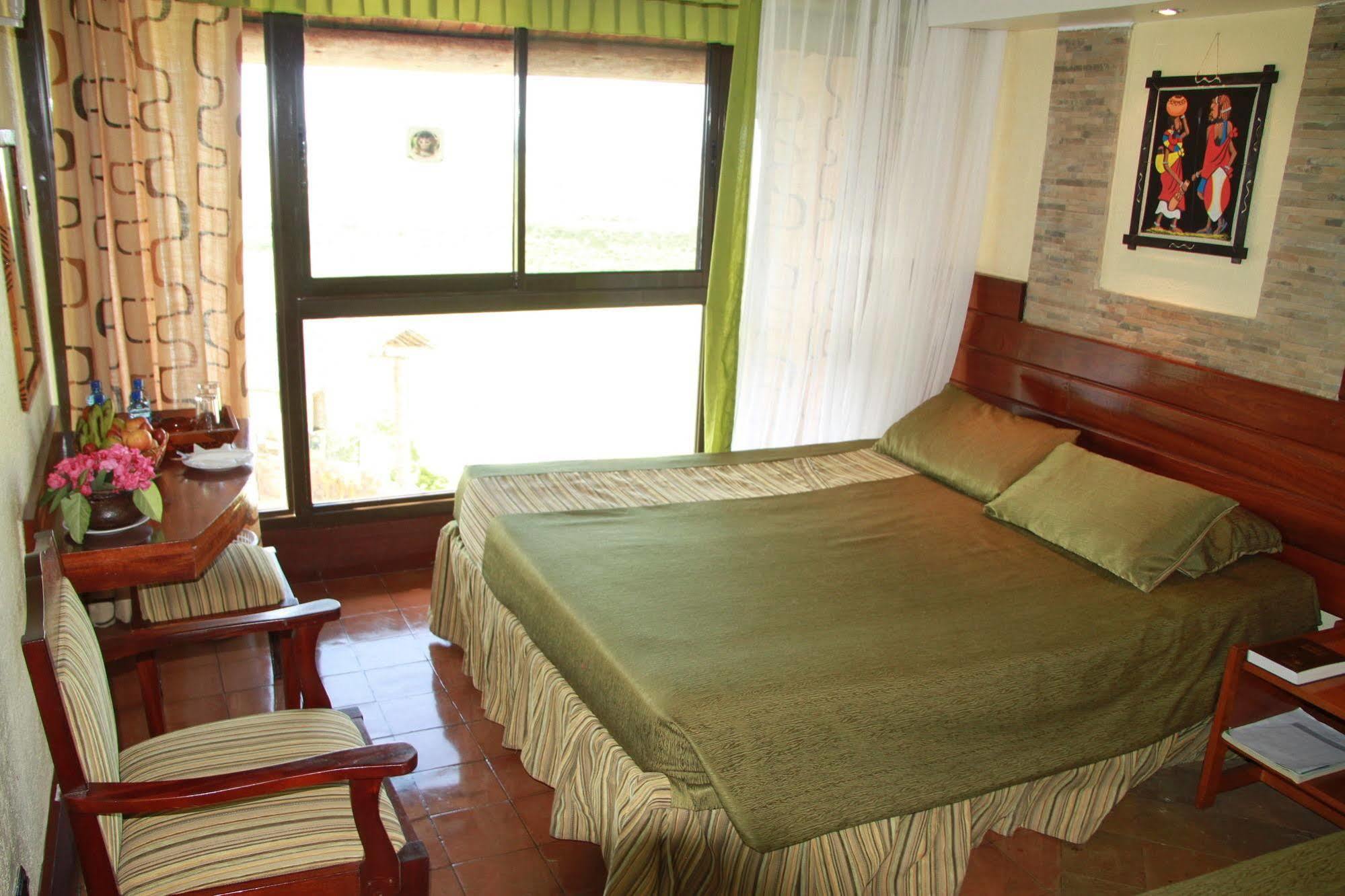 Voi Safari Lodge Exterior photo